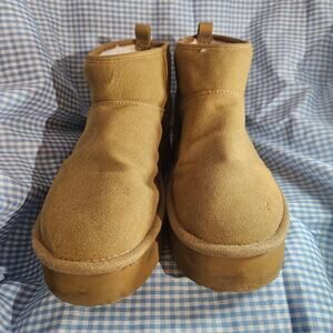 American Eagle Boots Woman Size 7